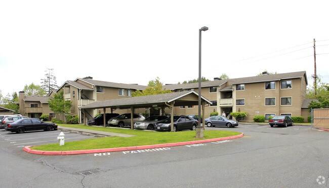 Building Photo - Parkwood Apartments