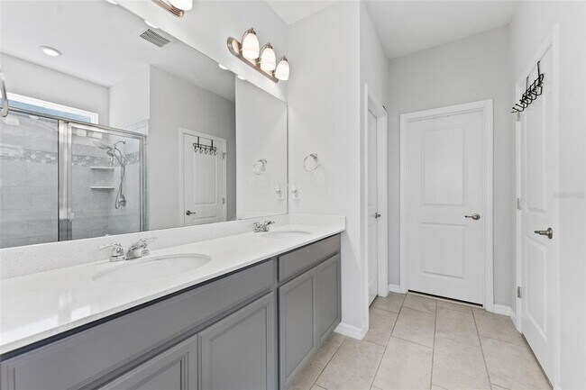 Building Photo - 34244 Radley Wy