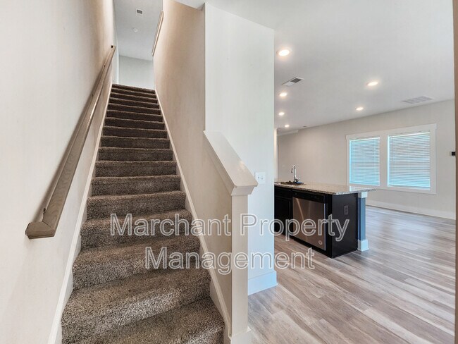 Building Photo - 130 Outback Dr