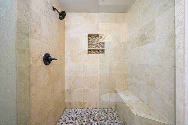 Building Photo - 15095 N Thompson Peak Pkwy