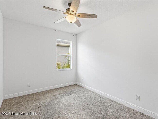 Building Photo - 7921 Mocan Ct