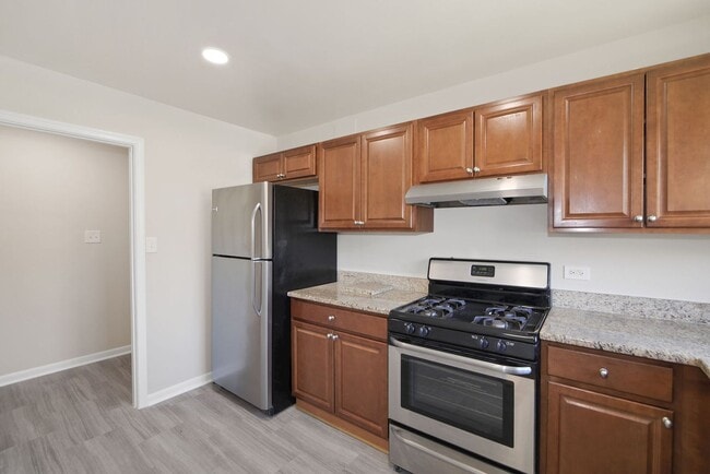 Building Photo - 2BD/2BA- Bethesda Condo in Parkside Community - Utilities Included