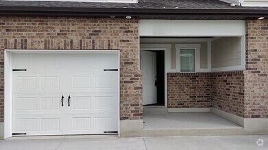 Building Photo - West Haven 3 bedroom Townhome for Rent!