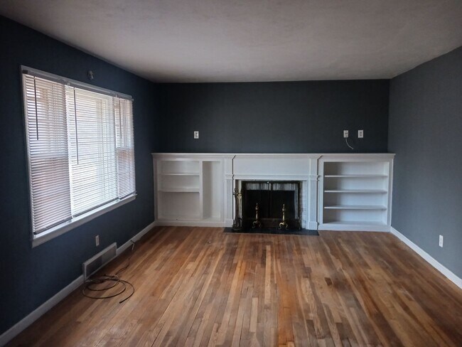 Building Photo - 2500 N 47th St