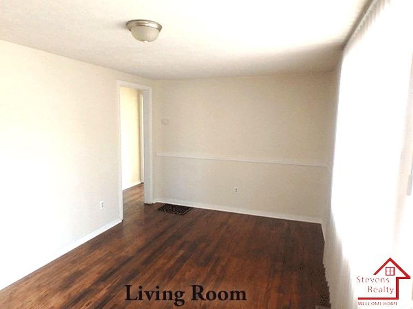 Building Photo - 325 N Franklin Ave