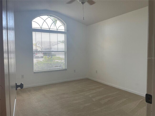 Building Photo - 6117 Gentle Ben Cir