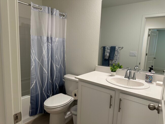 Building Photo - American Canyon