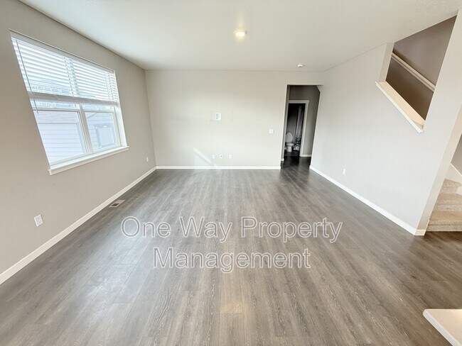 Building Photo - 215 N 62nd Ave