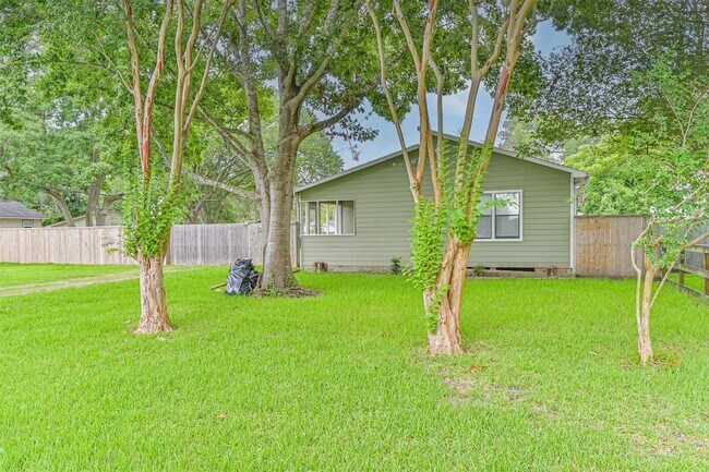 Building Photo - 5220 Krueger Dr