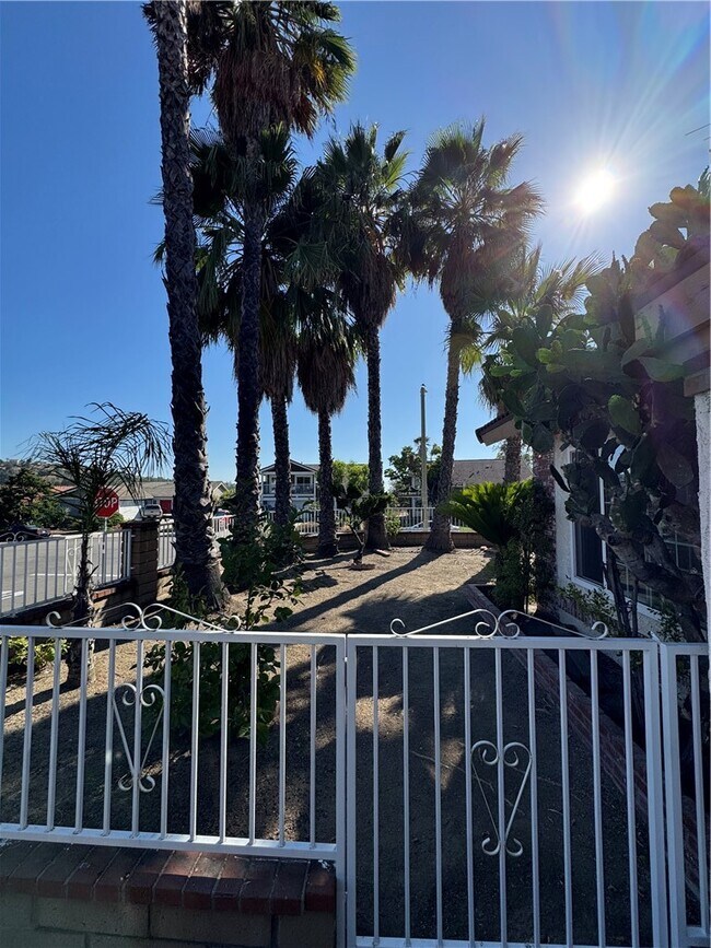 Building Photo - 23303 Stirrup Dr
