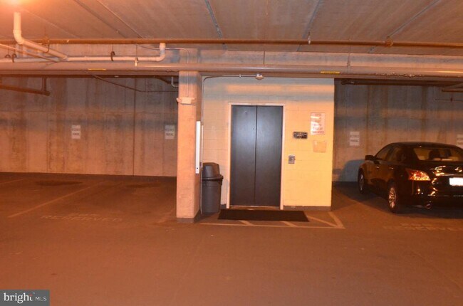 Building Photo - 4551 Strutfield Ln
