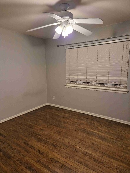 Building Photo - 10801 Viking Ave