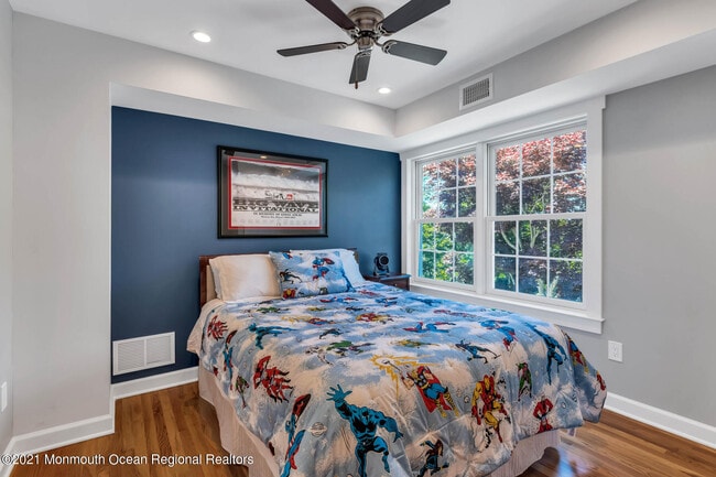 Building Photo - 200 Lorraine Ave