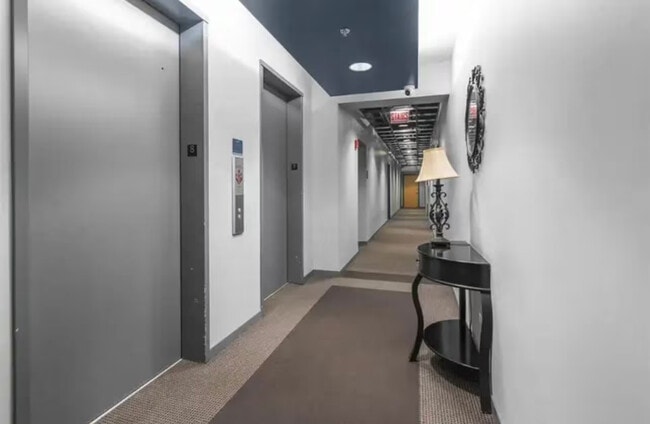 Building Photo - 1600 S Indiana Ave