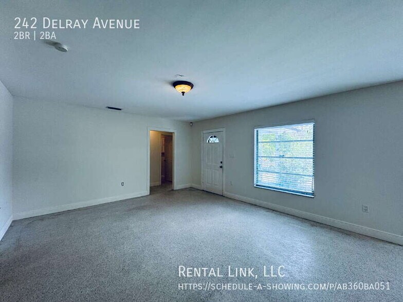 Building Photo - 242 Delray Ave