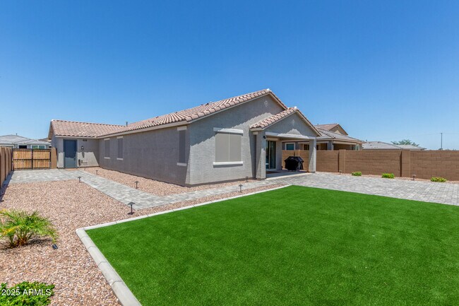 Building Photo - 17973 W Ashley Dr