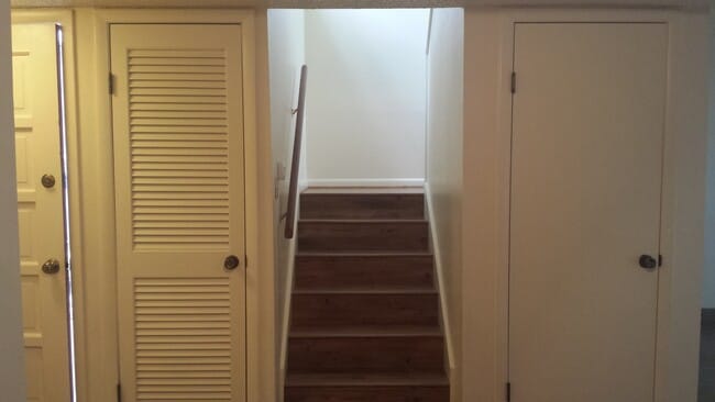Building Photo - 120 Emperado Way