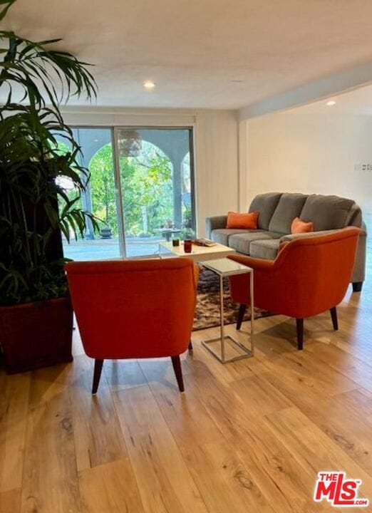 Building Photo - 2900 Searidge St