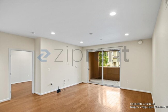 Building Photo - 49002 Cinnamon Fern Common
