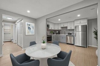 Building Photo - 64 Goldthwaite Rd