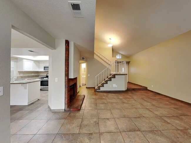Building Photo - 1850 Golden Spike Dr