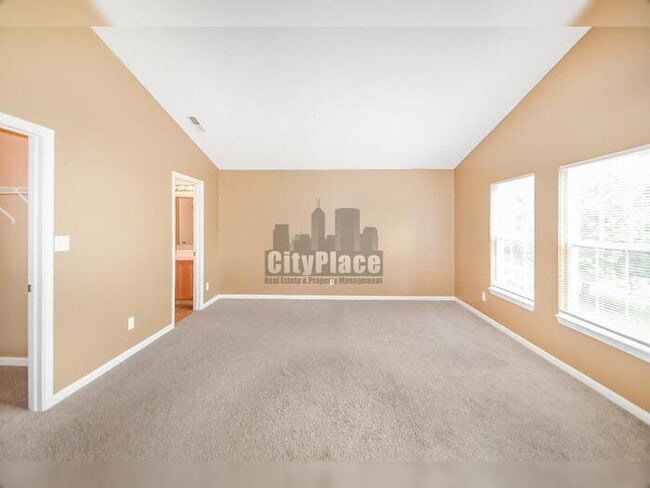 Building Photo - 4324 Blue Spruce Ct
