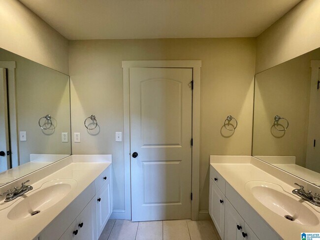 Building Photo - 309 Stonebrook Cir