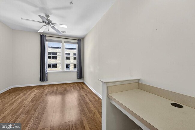 Building Photo - 12001 Market St