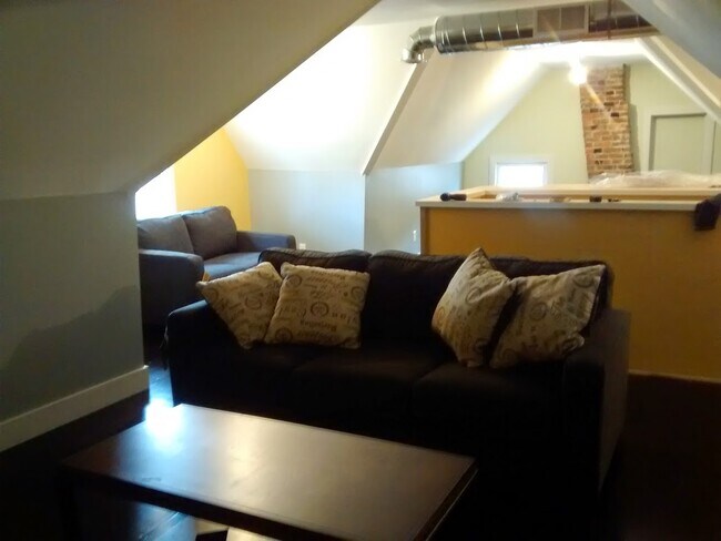 Building Photo - 71 Murray St