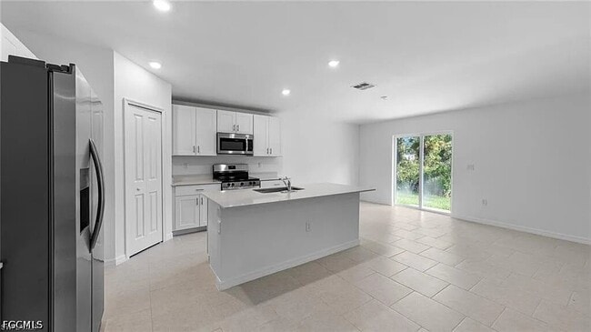 Building Photo - 17225 Cantu Ct