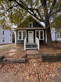 Building Photo - 220 W Brown Ave