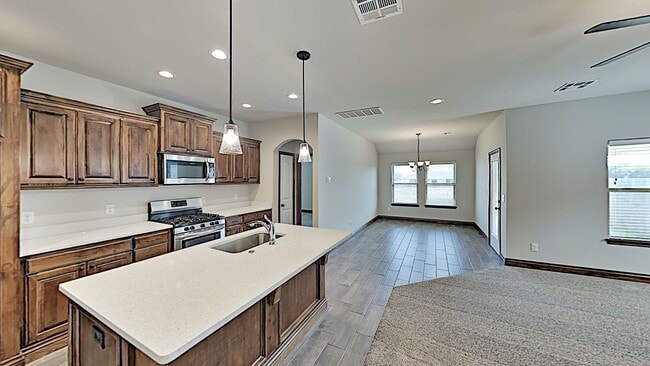 Building Photo - Spectacular 4 Bedroom 2 Bath Home in Piedm...