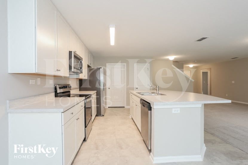 Building Photo - 11634 Dunns Crossing Dr