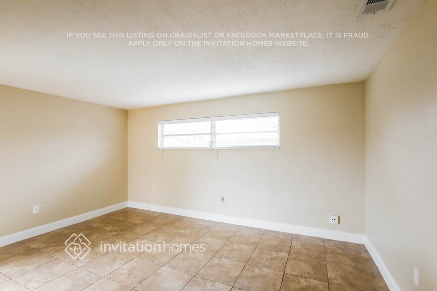 Building Photo - 9671 NW 24th St