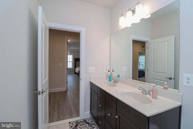 Building Photo - 2794 Golden Aster Pl