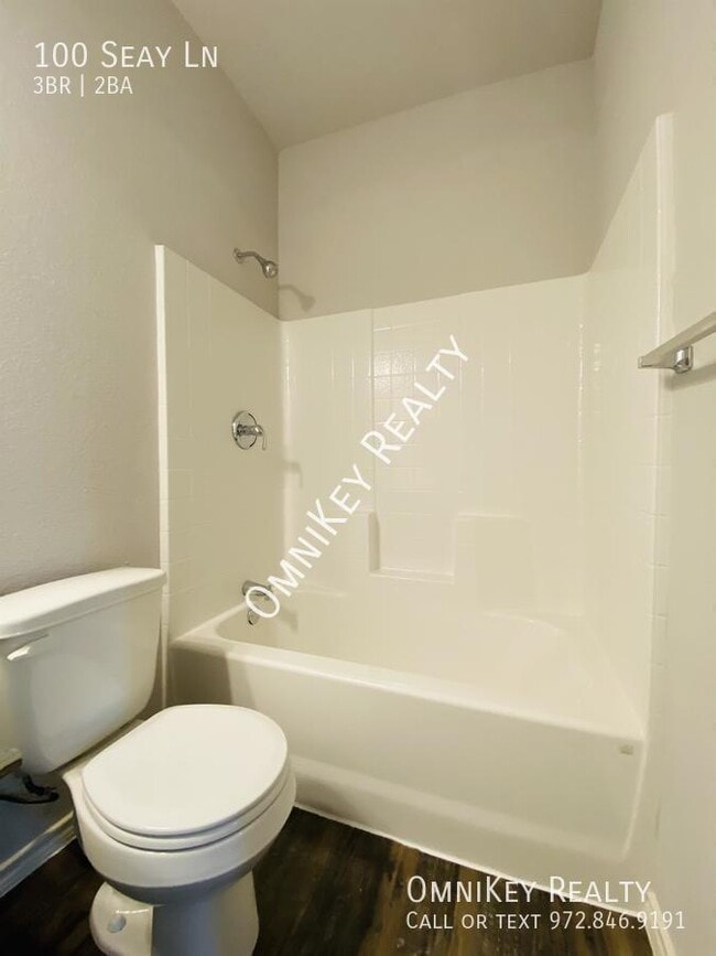 Building Photo - 100 Seay Ln