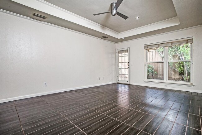 Building Photo - 9127 Valley Chapel Ln