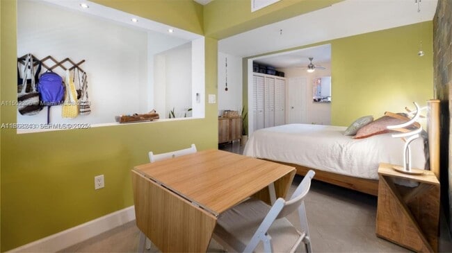 Building Photo - 626 Meridian Ave