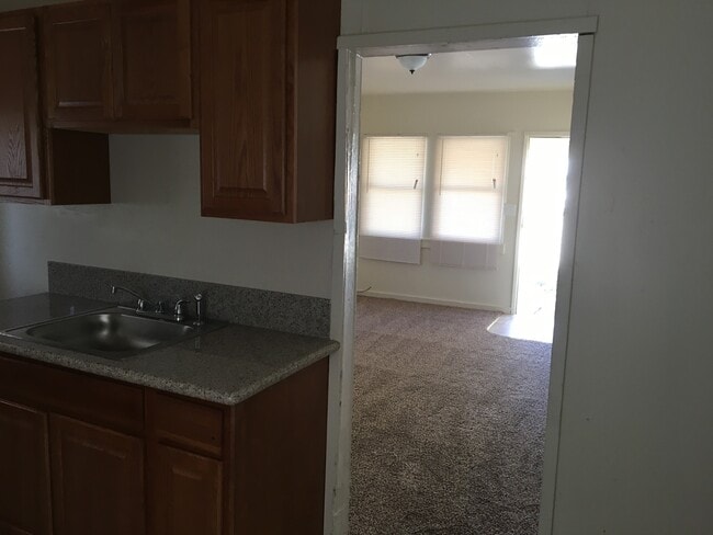 Building Photo - duplex