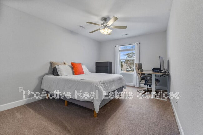 Building Photo - 9575 14th Bay St