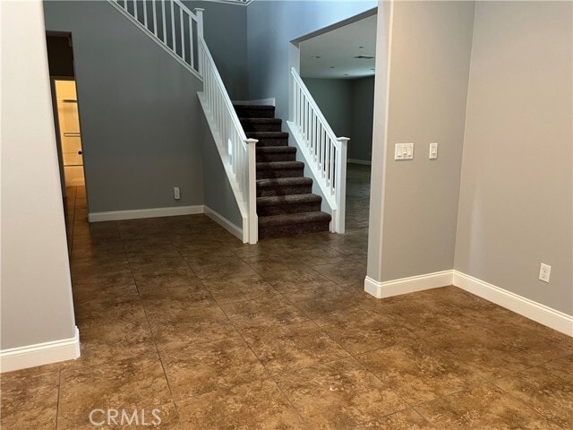 Building Photo - 8745 Bald Eagle Dr