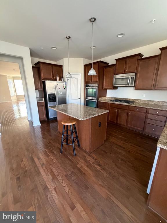 Building Photo - 5028 Small Gains Wy