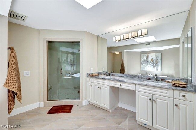 Building Photo - 6790 Pelican Bay Blvd
