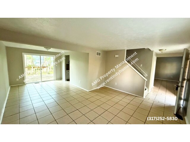 Building Photo - WARREN TOWNSHIP!