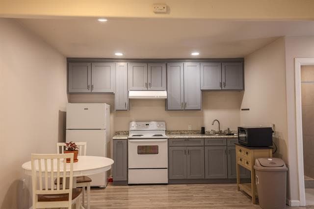 Building Photo - 3808 Timberline Dr