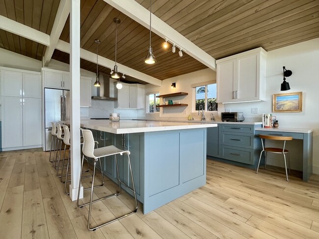 Building Photo - 2503 Aster St