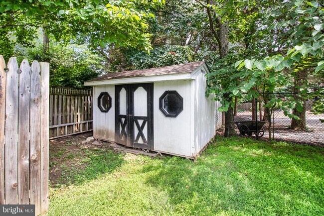 Building Photo - 13920 Wagon Way