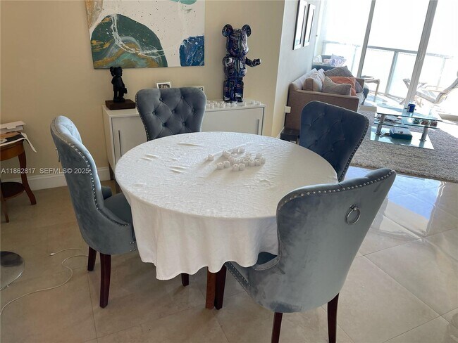 Building Photo - 16699 Collins Ave