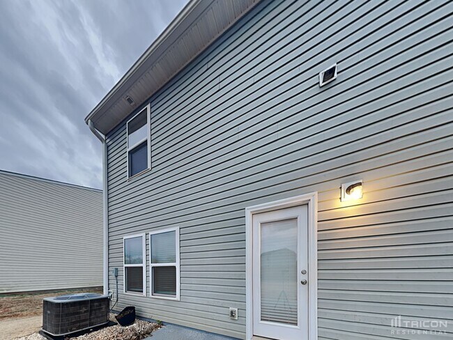 Building Photo - 156 Bennett Dairy Rd