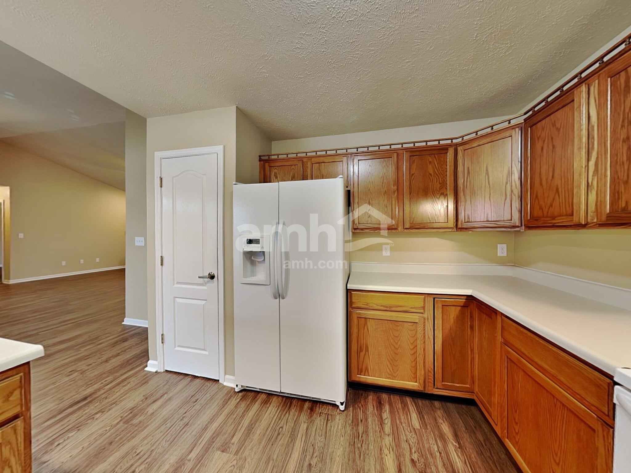 Building Photo - 1460 Persimmon Cir